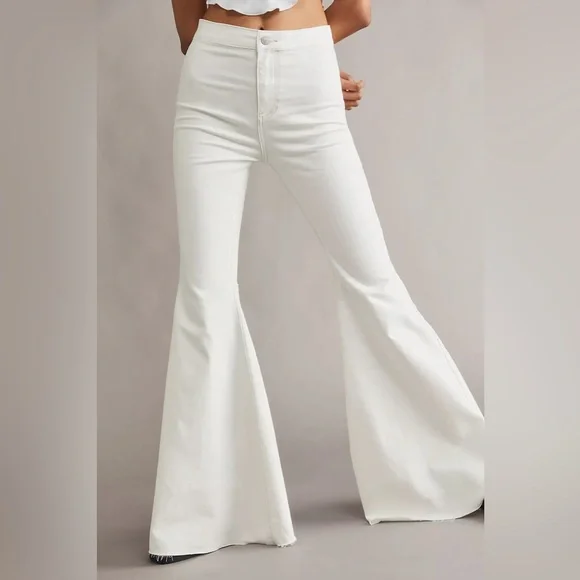 Free People Flared White Jean - 31 - Picture 1 of 4
